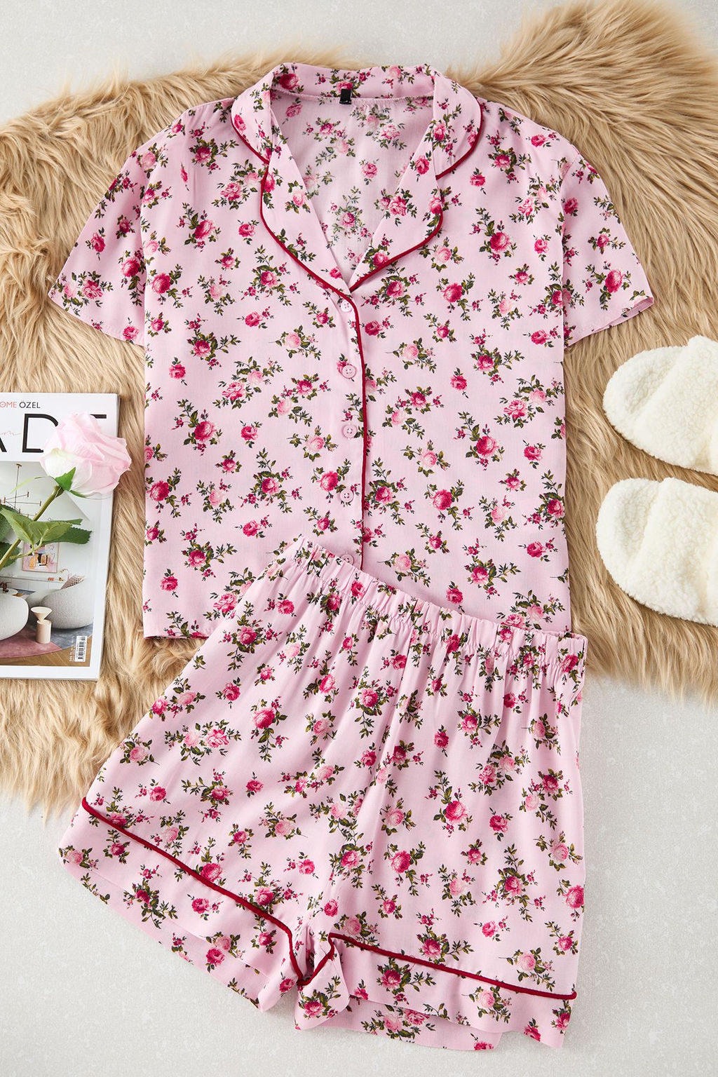 Pudra-Cok Renkli Cicekli Biyeli Viskon Sortlu Dokuma Pijama Tak?m? THMSS25PT00043