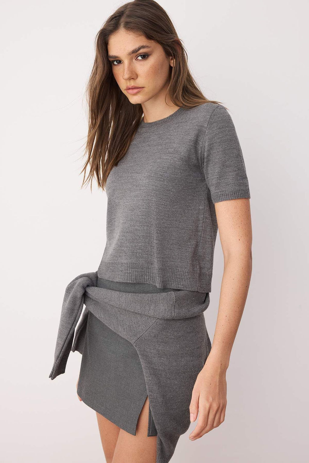 Antrasit Tas Detayl? Yumusak Dokulu Ikili Triko H?rka-Bluz TWOAW26HI00007