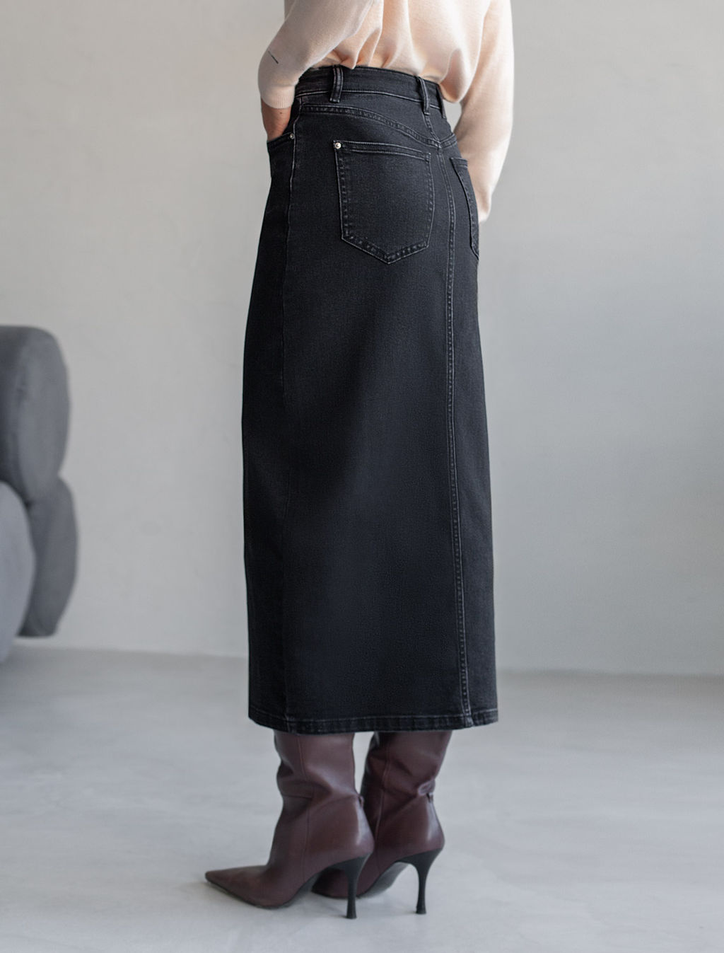 Юбка джинсовая Vilatte D56.124 хлопок с полиэстером черный фото 3