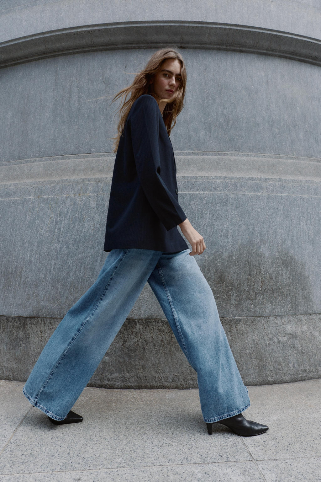 OVERSIZE DOUBLE-BREASTED PINSTRIPE BLAZER - Zara фото 6