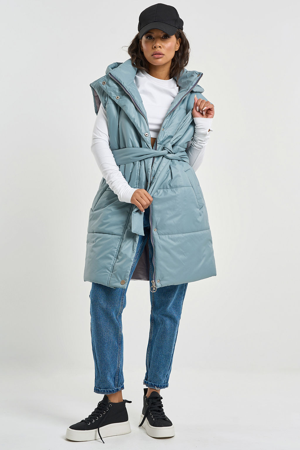 Жилет утепленный со съемным капюшоном темно-серый - Fly фото 15