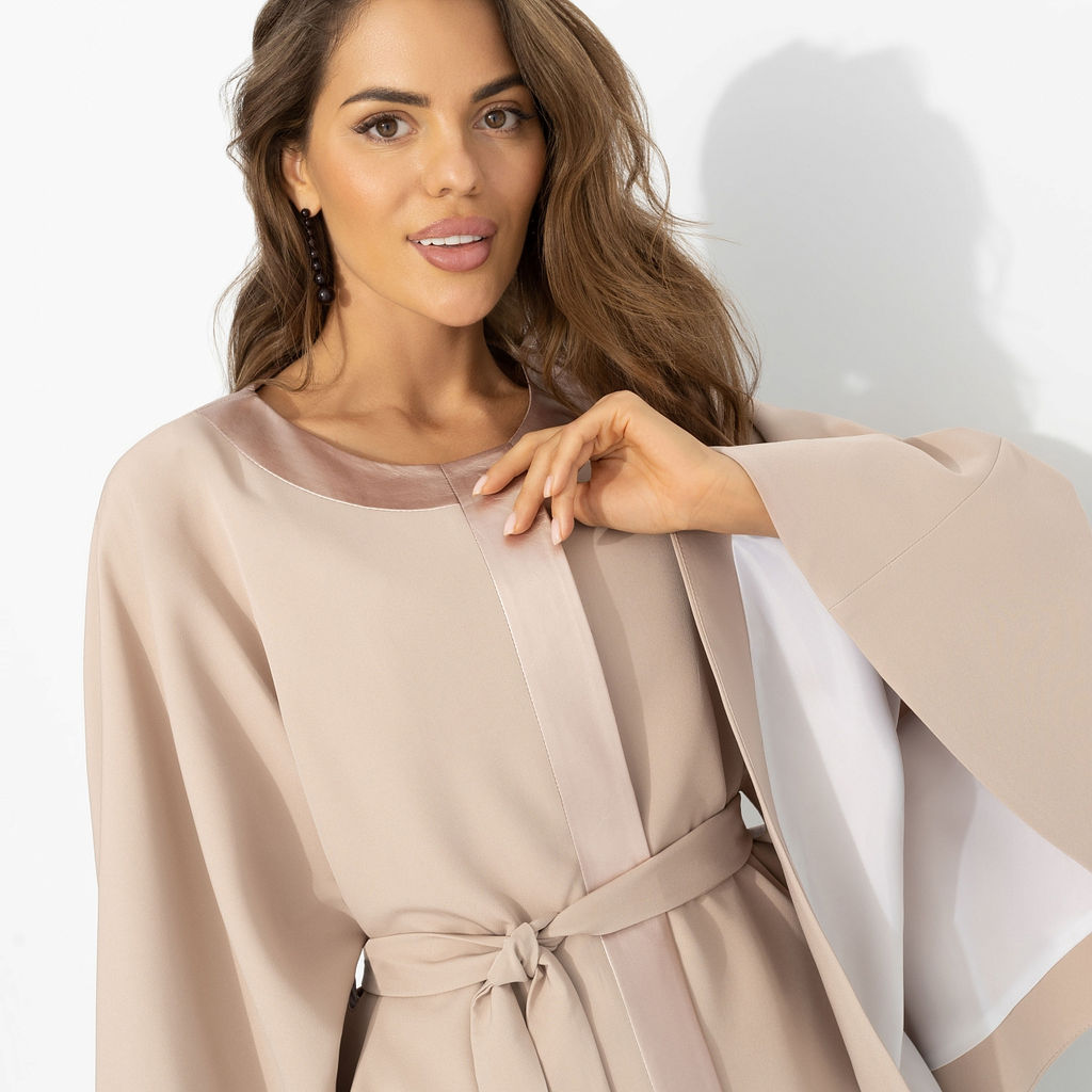 Жакет‑кейп на подкладе, Яркий эффект (пудра, с поясом) - Charutti фото 3