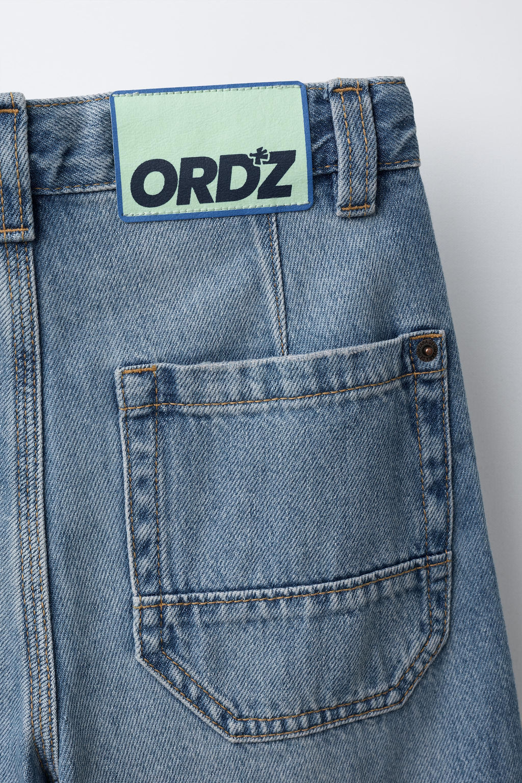 SKATER STRAIGHT LEG JEANS - Zara фото 4
