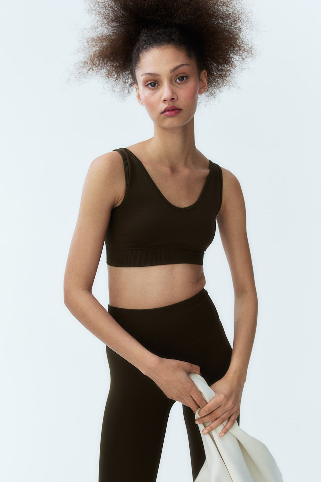 Sujetador de deporte seamless Light Support - H&m фото 2