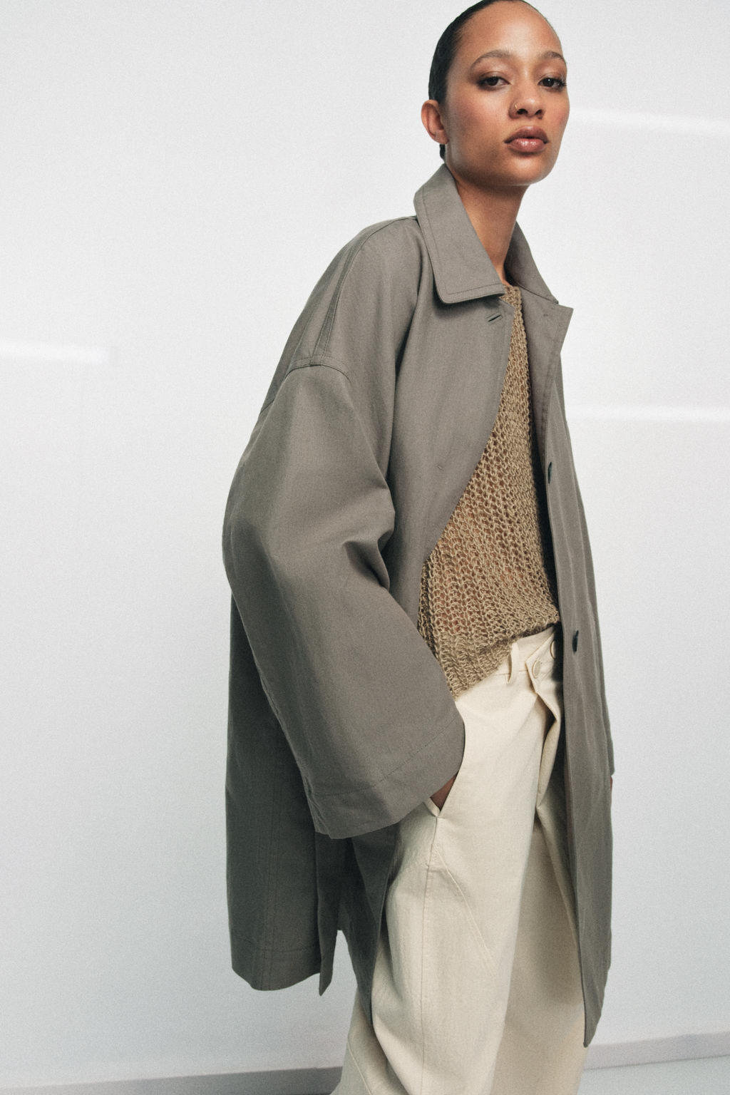 TRENCH OVERSIZE ZW COLLECTION / Gris-Granate - Zara фото 6