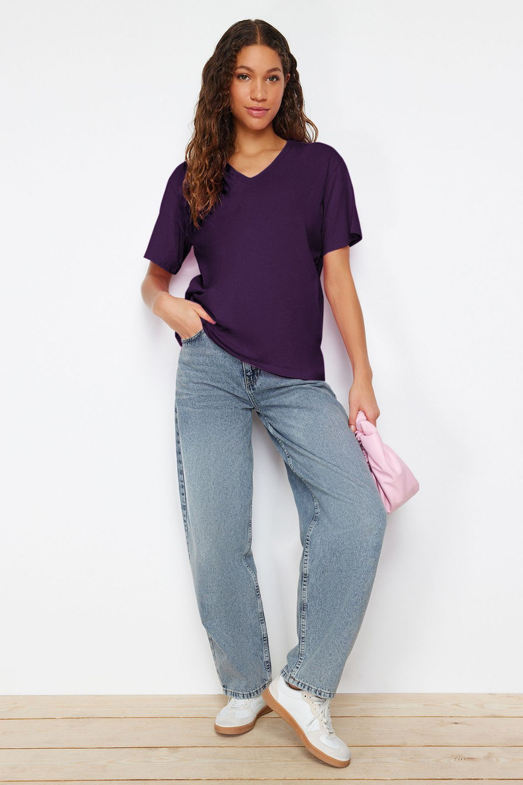 Mor %100 Pamuk Oversize/Genis Kal?p V Yaka Orme T-Shirt TWOSS23TS00003