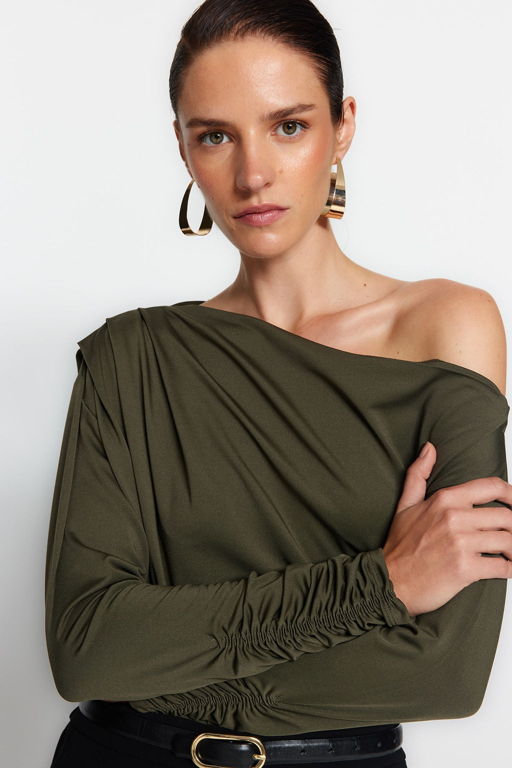 Trendyolmilla Siyah Asimetrik Yaka Dokumlu Esnek Orme Bluz TWOAW21BZ1383  фото 11