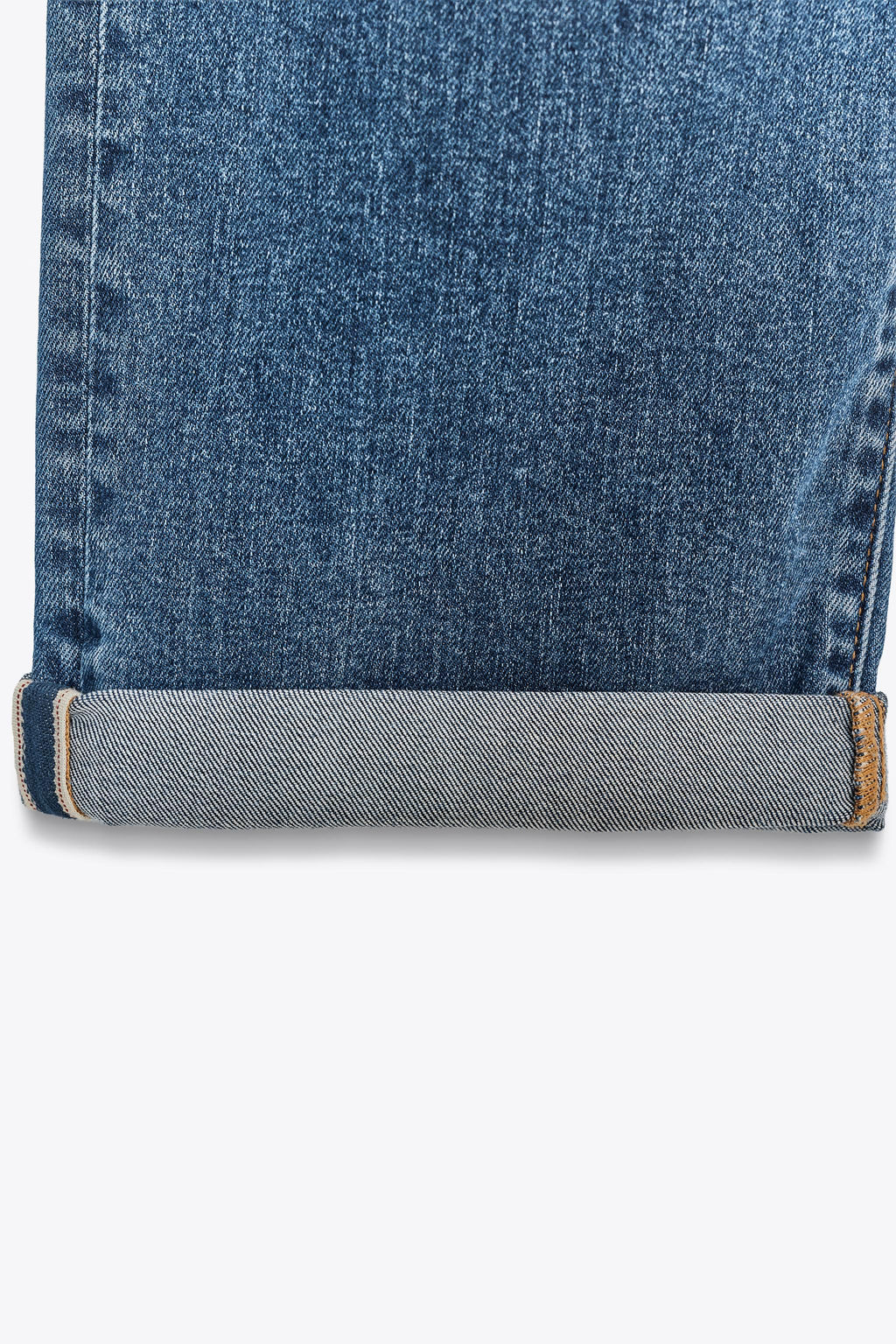 Z.07 RELAXED FIT HIGH-WAIST JEANS WITH TURN-UP HEM
