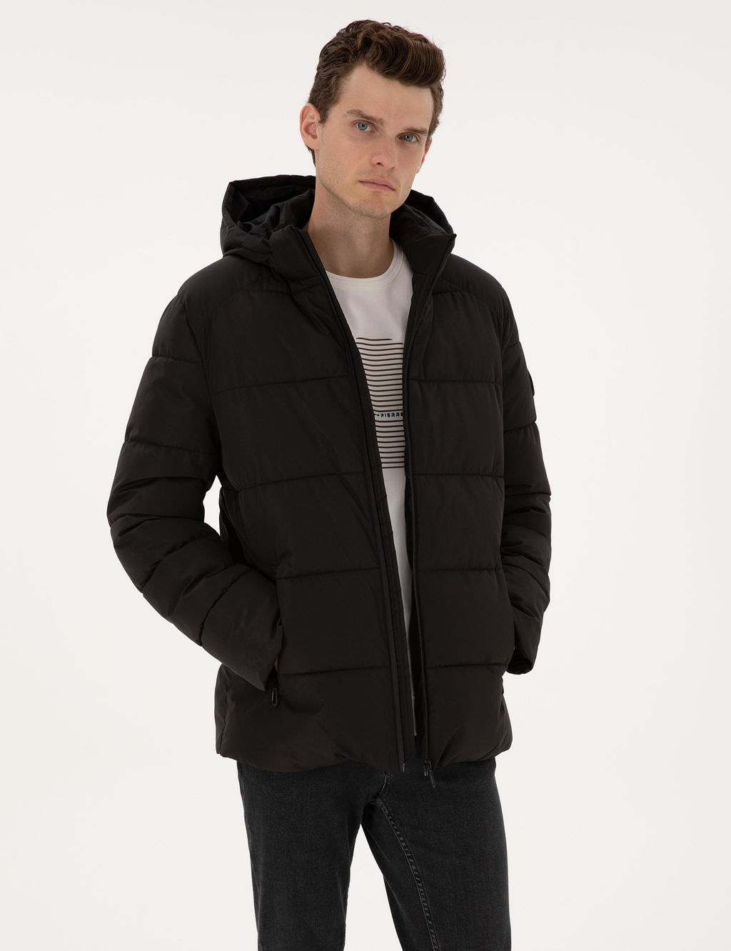 Siyah Kap__onlu Mont