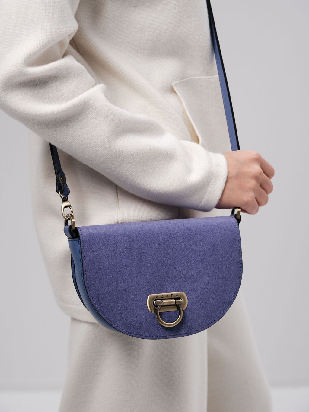 Сумка замшевая на плечо Azaro 31032 сиреневый закат