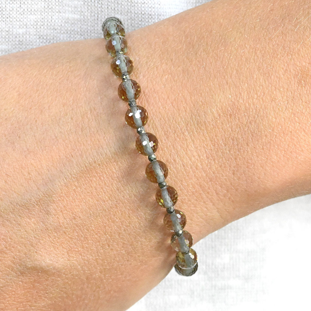 Браслет с султанитом шарик с гранями 5мм, 19см, 9,9г