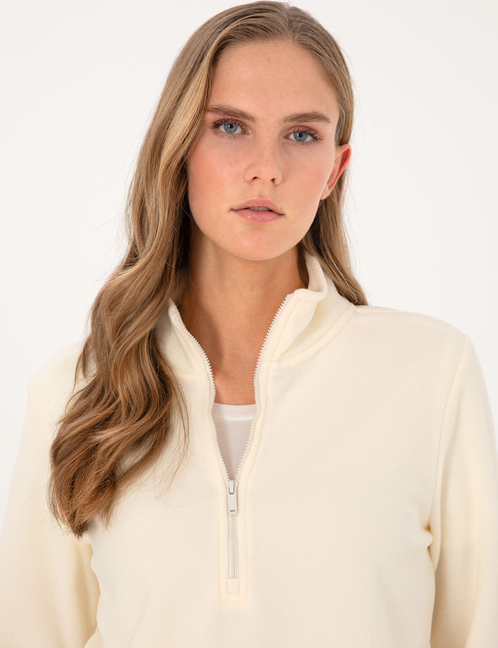 Ekru Comfort Fit Fermuarl_ Polar Sweatshirt