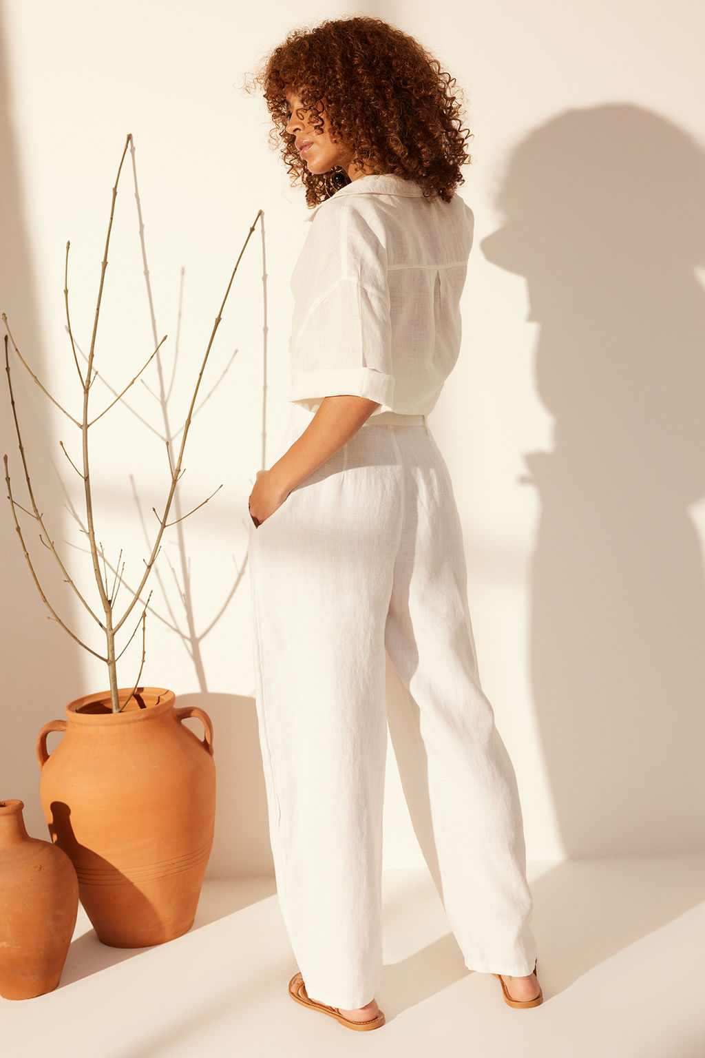 Beyaz %100 Keten Pileli Yuksek Bel Balon Jeans TWOSS24JE00242 - Trendyolmilla фото 6