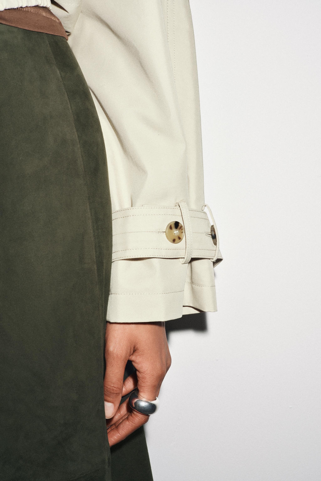 ZW COLLECTION WATER-REPELLENT SHORT TRENCH COAT