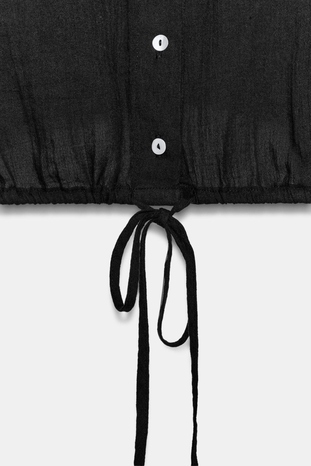 CAMISA GASA CROP CORD?N AJUSTABLE LUNARES / Negro