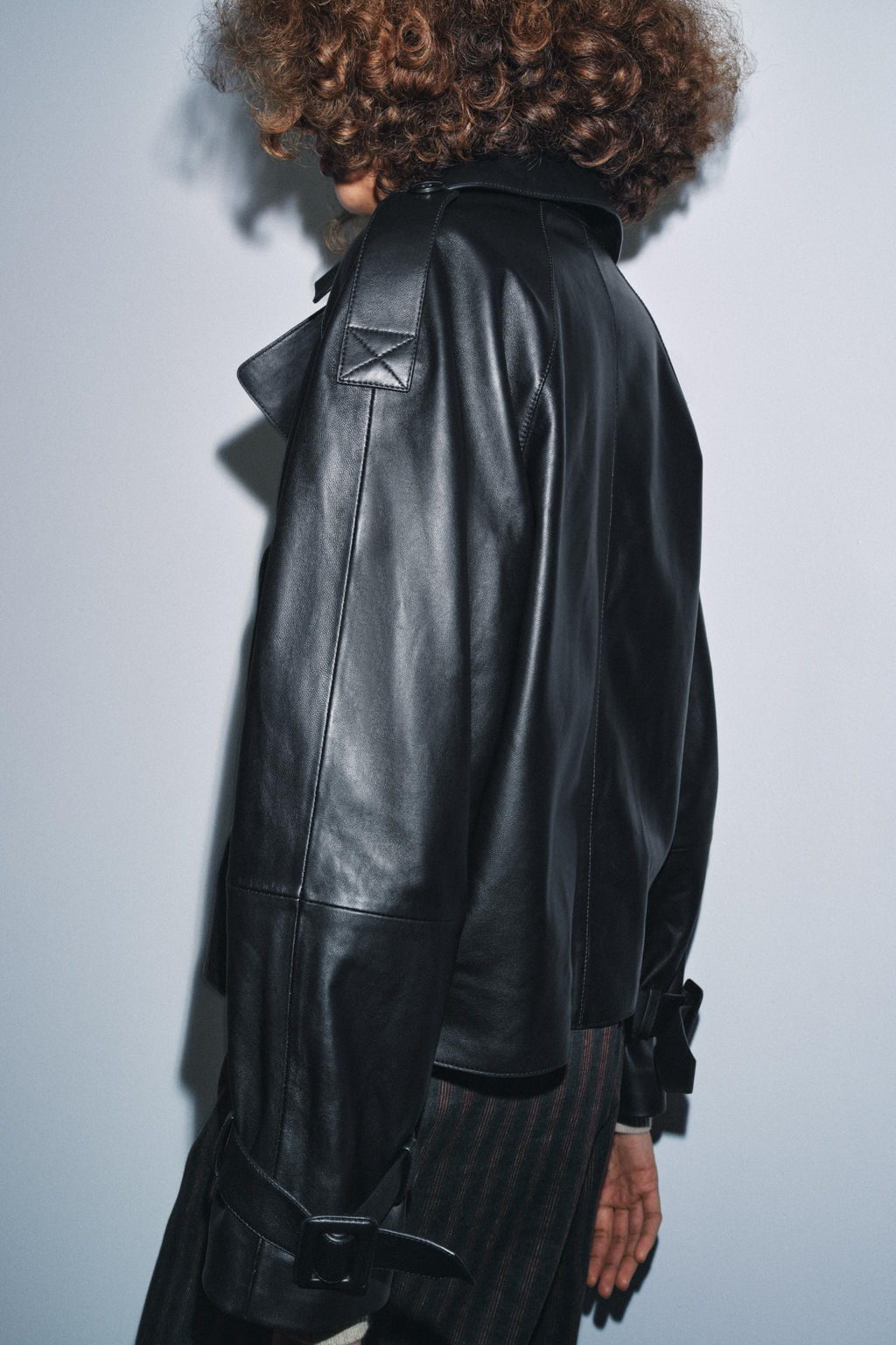 LEATHER JACKET ZW COLLECTION LIMITED EDITION - Zara фото 5