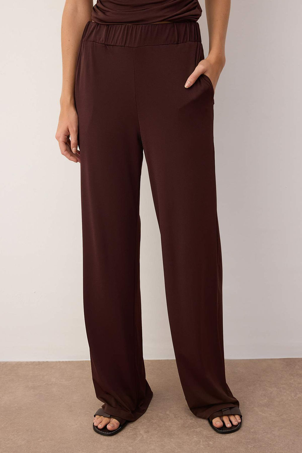 Kahverengi Carmen Yaka Esnek Orme Bluz/Pantolon Alt-Ust Tak?m TWOSS24AU00035