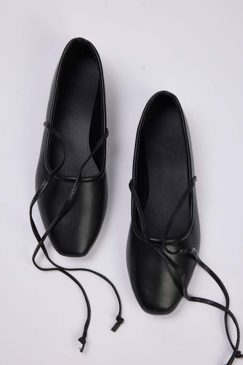 Teen Siyah Baglama Detayl? Mary Jane Kad?n Badem Burun Babet TAKAW26BE00002