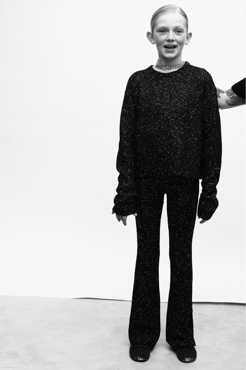 SEQUIN FLARE TROUSERS - Zara фото 5