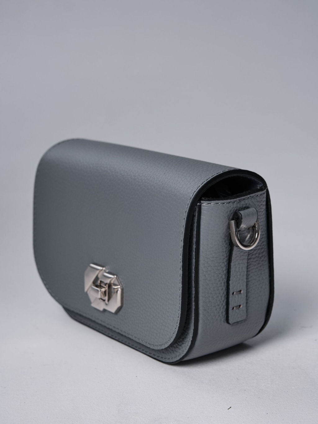 Сумка на плечо Deboro 30879 серый дым