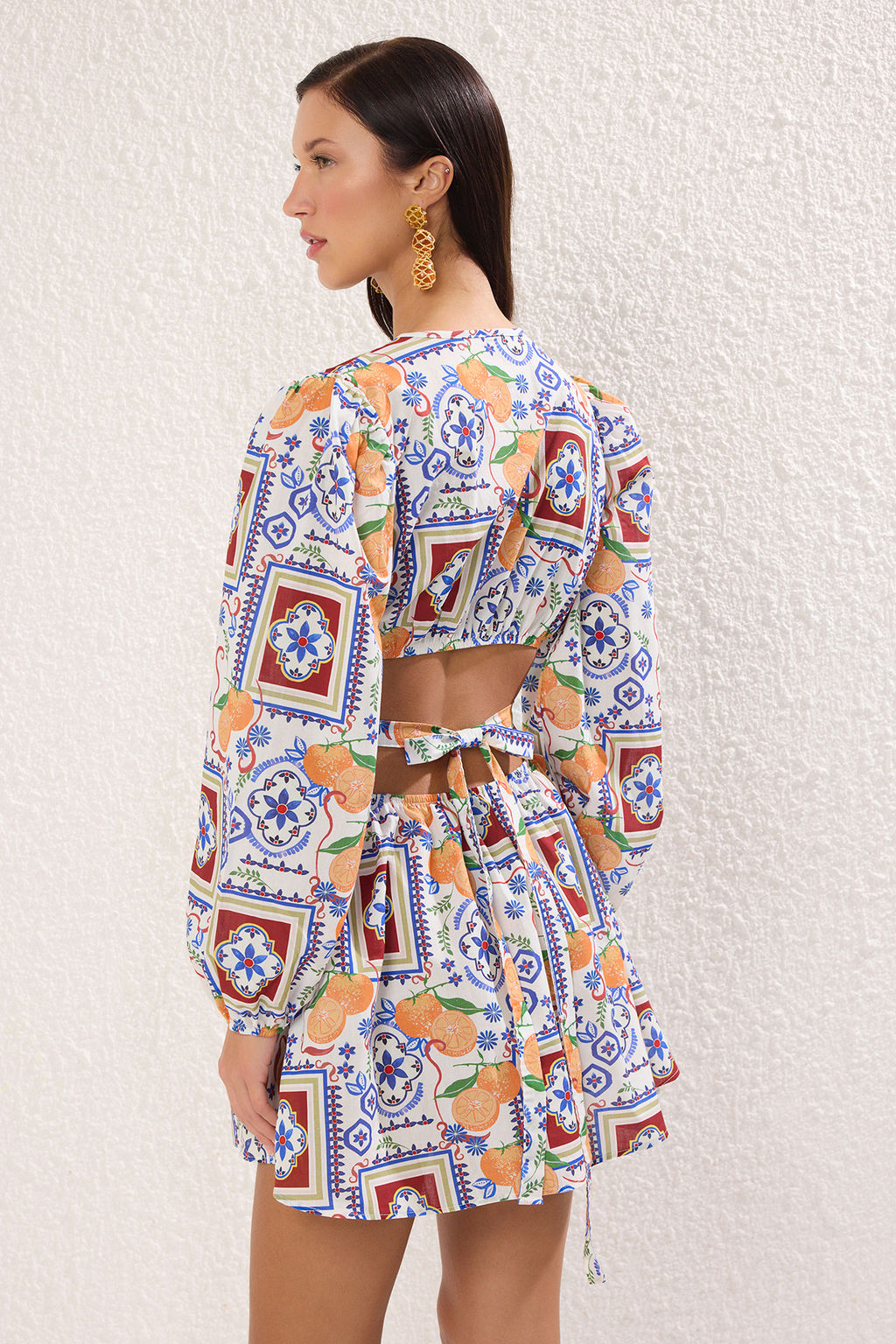 TRENDYOLMILLA Cicek Desenli Mini Dokuma Cut Out/Pencere %100 Pamuklu Plaj Elbisesi TBESS23EL00140  фото 13