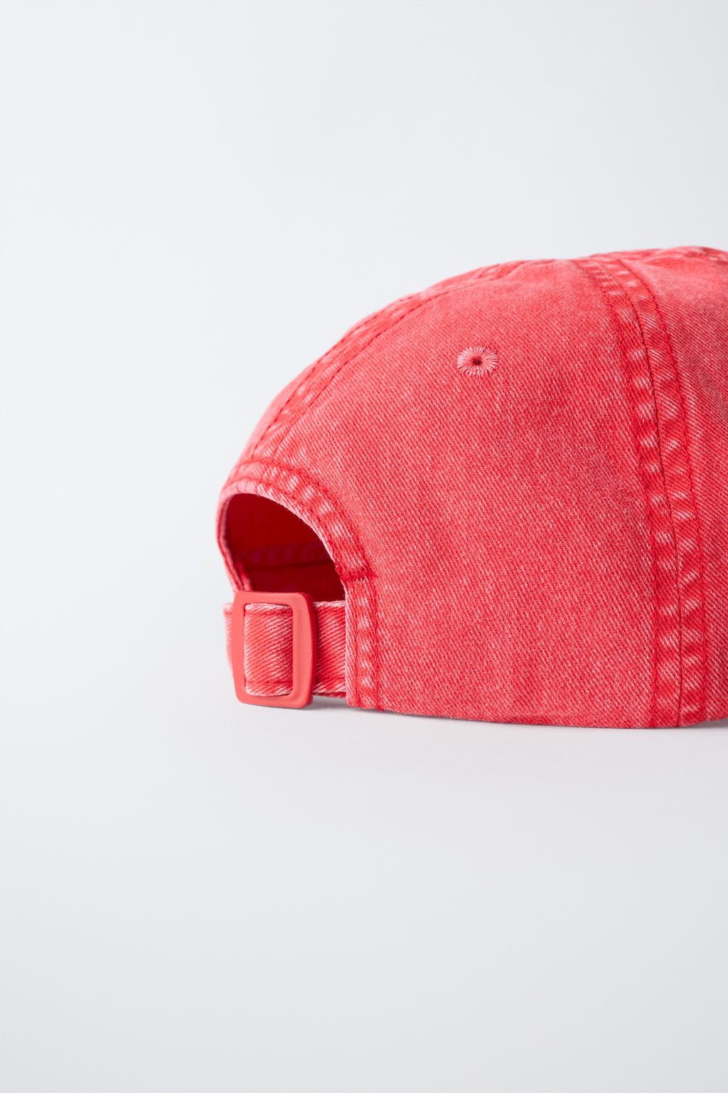 GORRA EFECTO LAVADO TEXTO BORDADO / Rojo - Zara фото 3