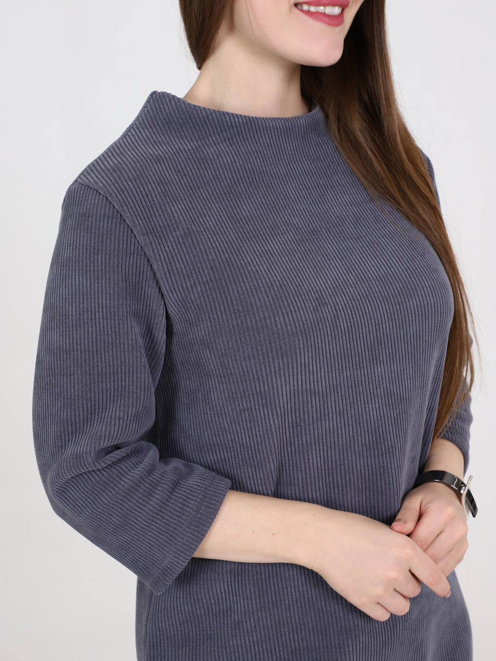 Платье из трикотажного велюра графитовое - Odis фото 9