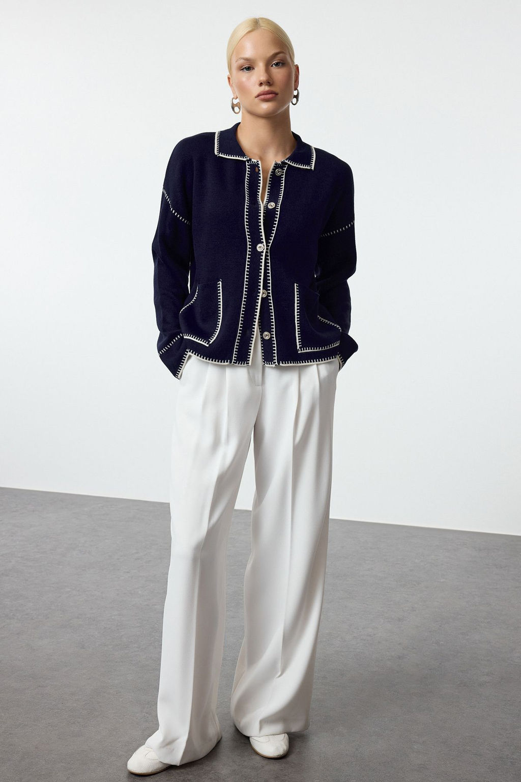 Lacivert Renk Bloklu Polo Yaka Triko H?rka TWOAW25HI00218