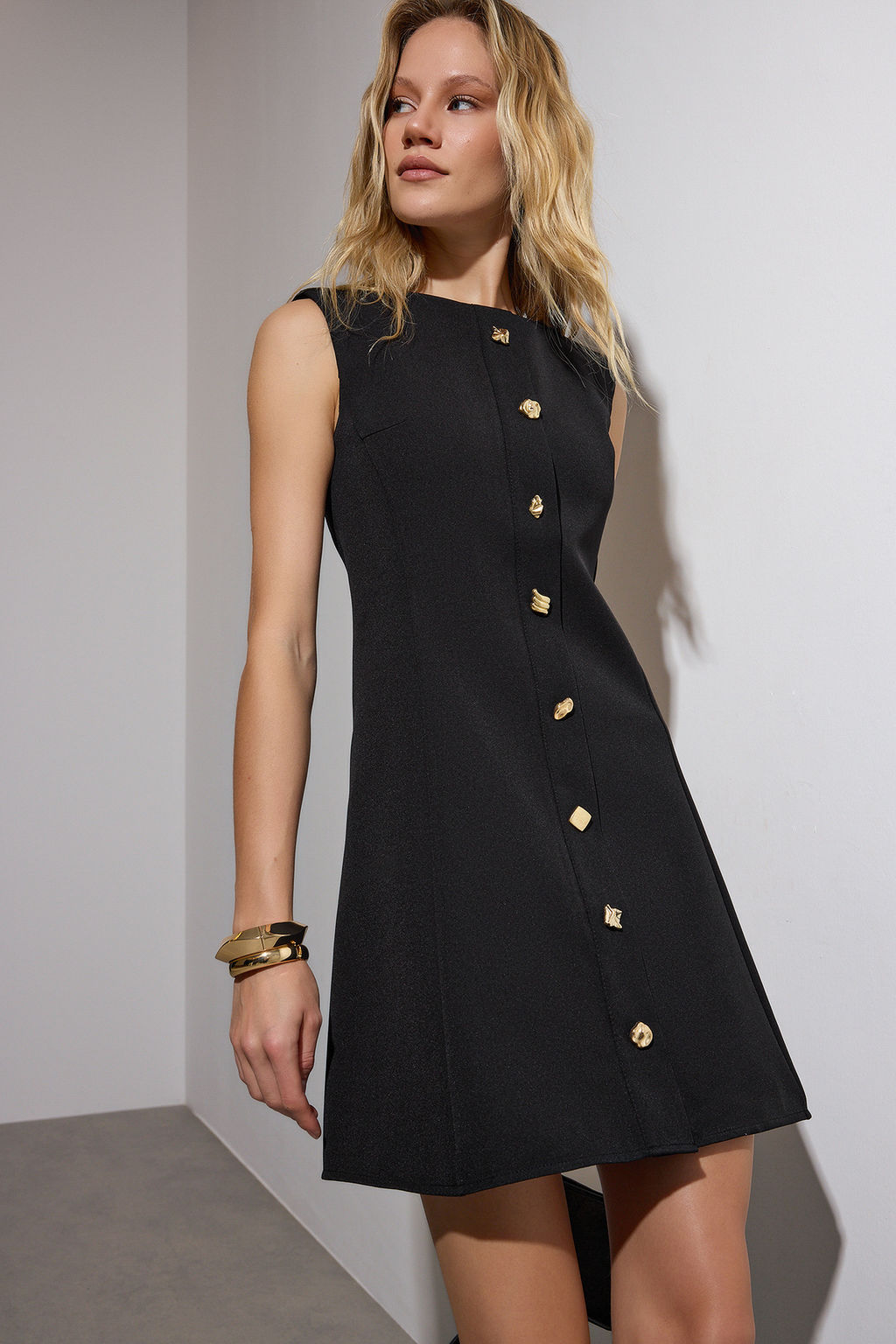 Limited Edition Siyah Aksesuar Detayl? Mini Dokuma Elbise TWOAW26EL00133