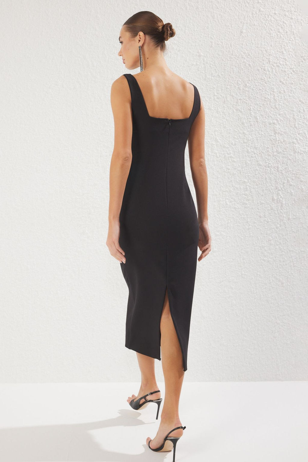 Siyah Cut Out/Pencere Detayl? Dokuma Midi S?k Abiye Gece Mezuniyet Elbisesi TPRSS25EL00249