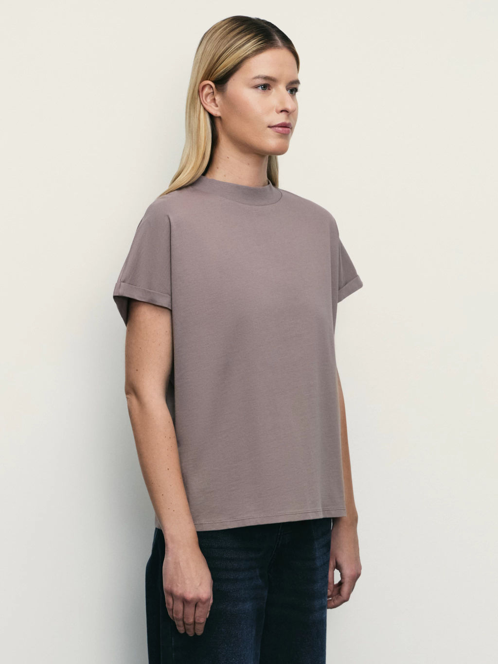 Футболка со спущенным плечом из хлопка / Zarina  фото 4