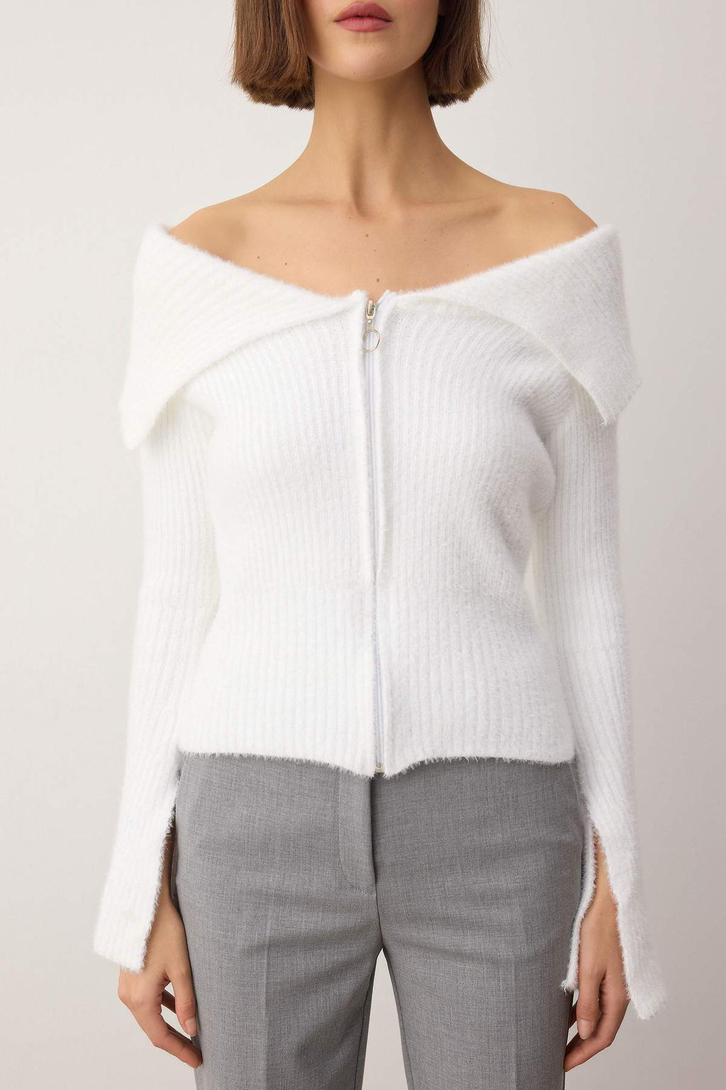 Beyaz Yumusak Dokulu Fermuarl? Devrik Yaka Vucudu Saran Ispanyol Kol Triko H?rka TWOAW26HI00292 - Trendyolmilla фото 3