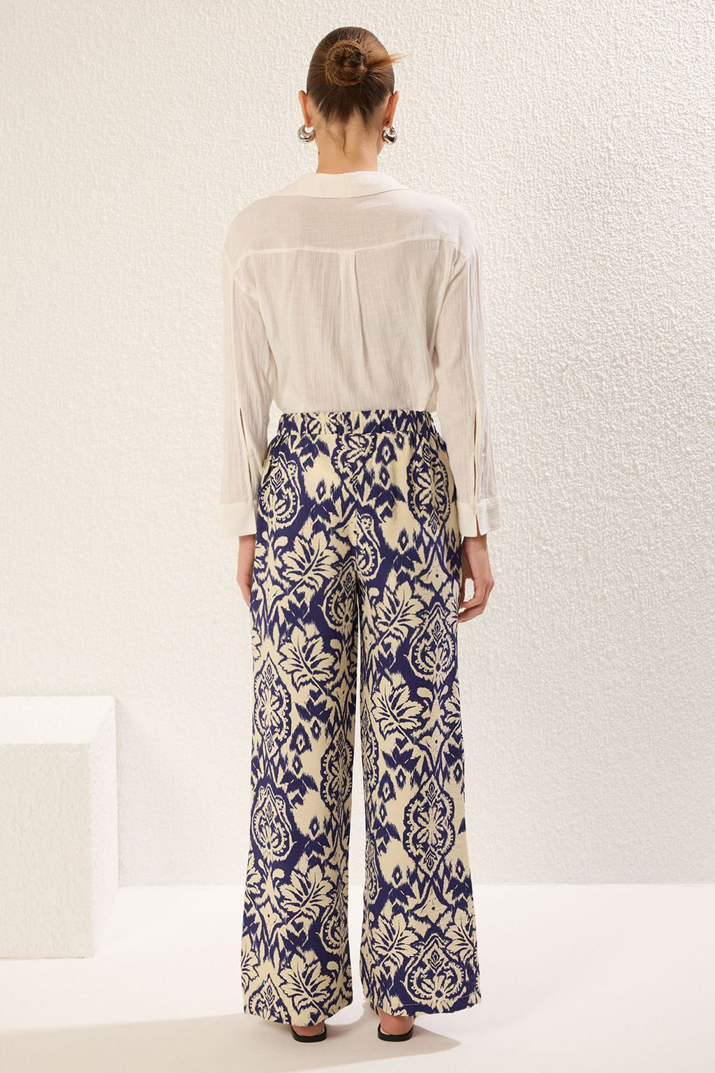 TRENDYOLMILLA Cok Renkli Etnik Desen Genis Kal?p Wide Leg Dokuma Pantolon TWOSS25PL00030 фото 5