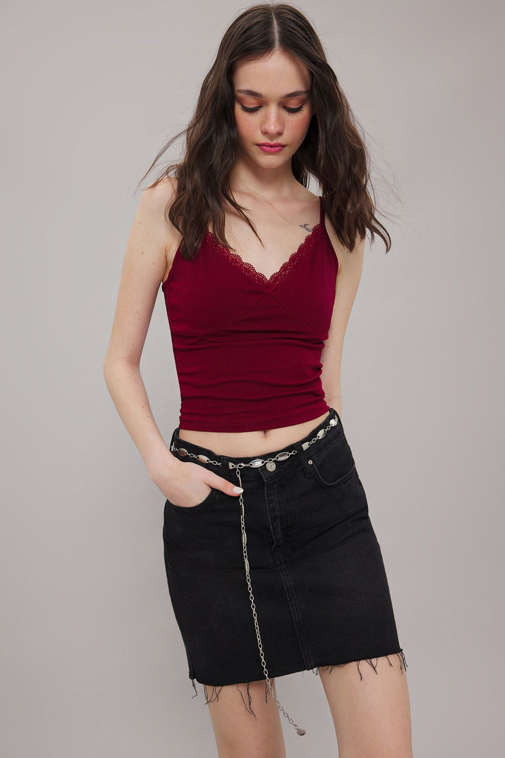 TRENDYOLMILLA Bordo Dantel Detayl? Ask?l? Fitted/Vucuda Oturan Orme Atlet TWOSS25AL00013