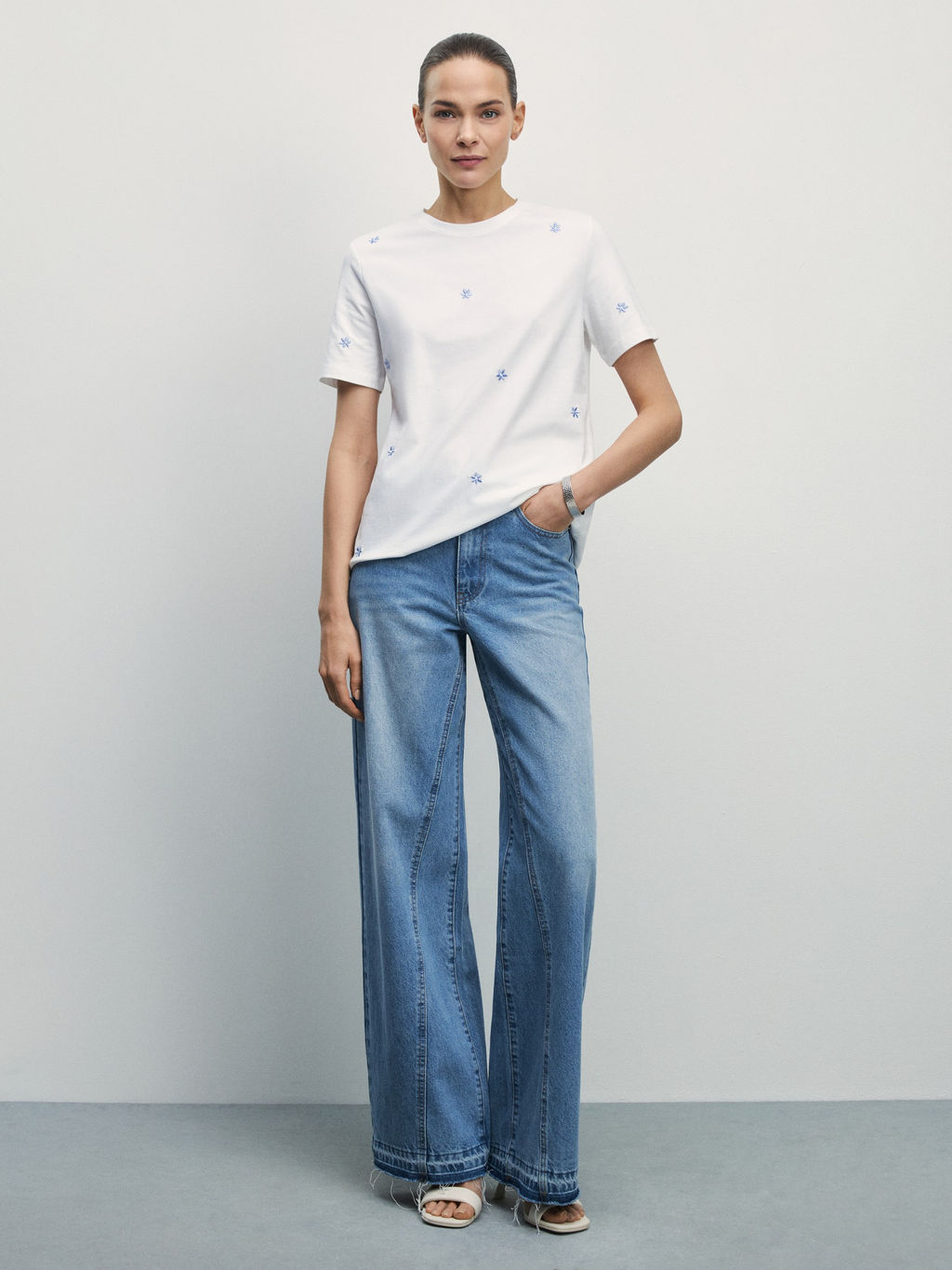 Футболка с вышивкой / Zarina  фото 2