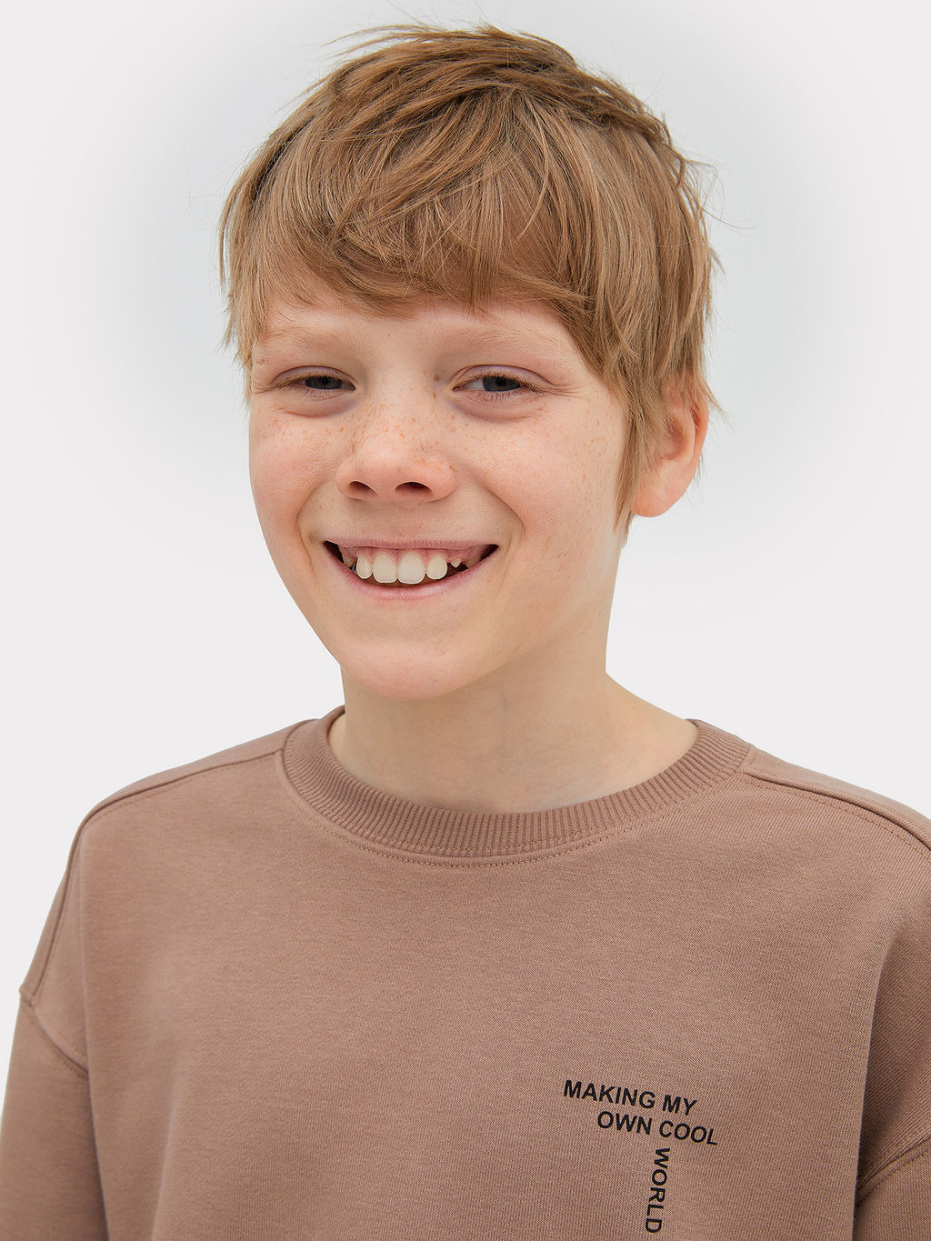 Комплект для мальчиков (джемпер, брюки) в бежевом цвете с печатью - Mark formelle фото 5