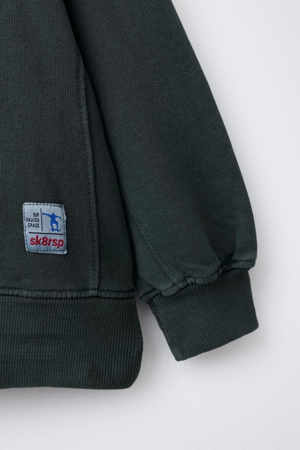 GARMENT DYE LABEL SWEATSHIRT - Zara фото 3