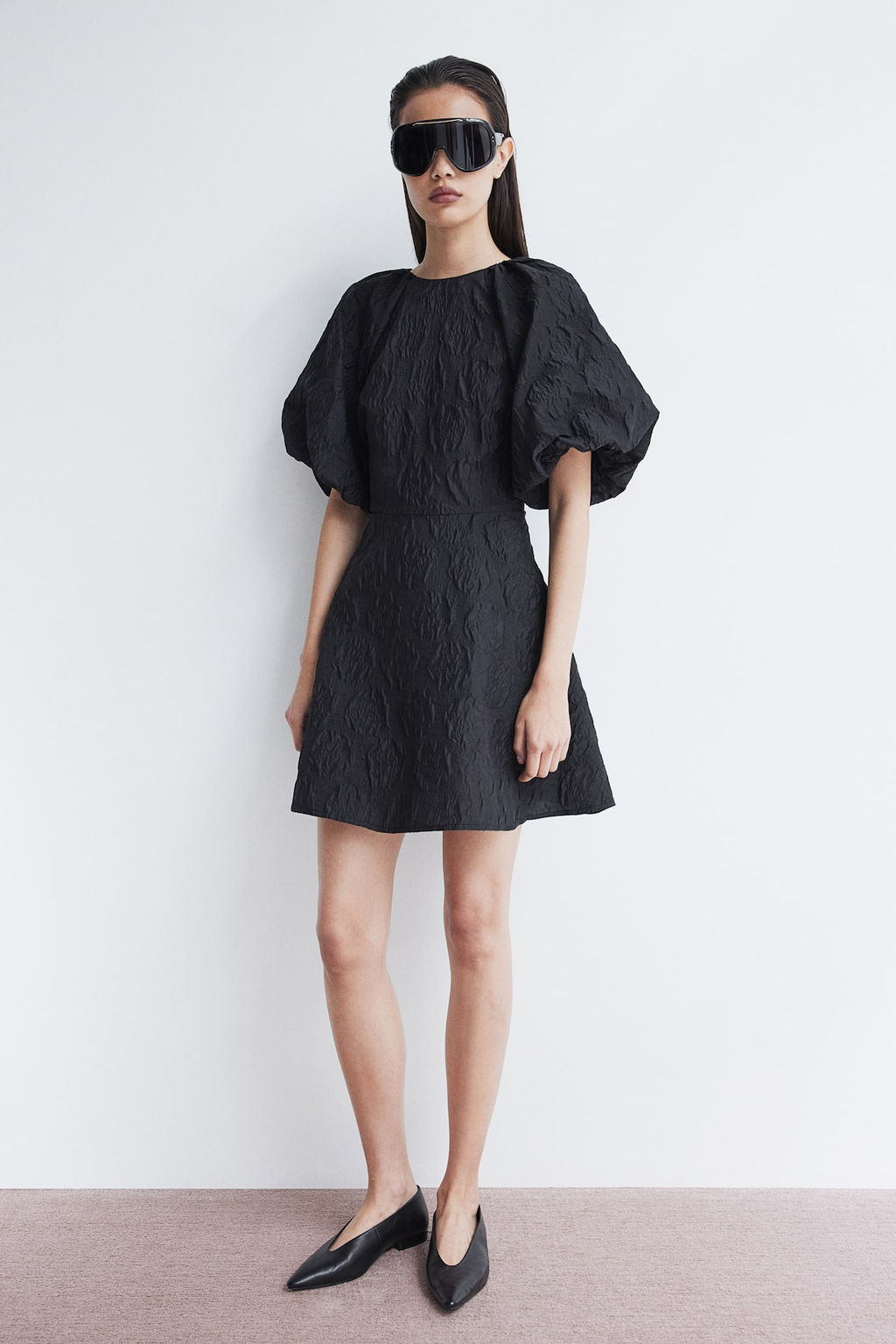 Vestido en tejido jacquard con lazada - H&m фото 2