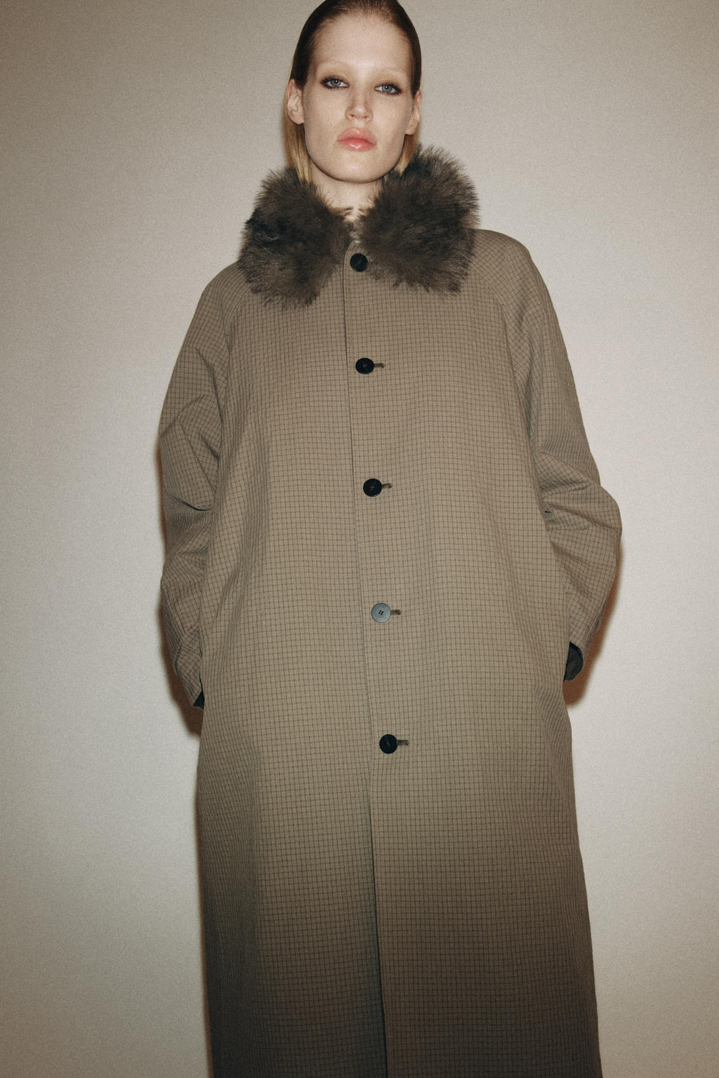 ZW COLLECTION LIMITED EDITION REVERSIBLE TRENCH COAT WITH FAUX FUR COLLAR