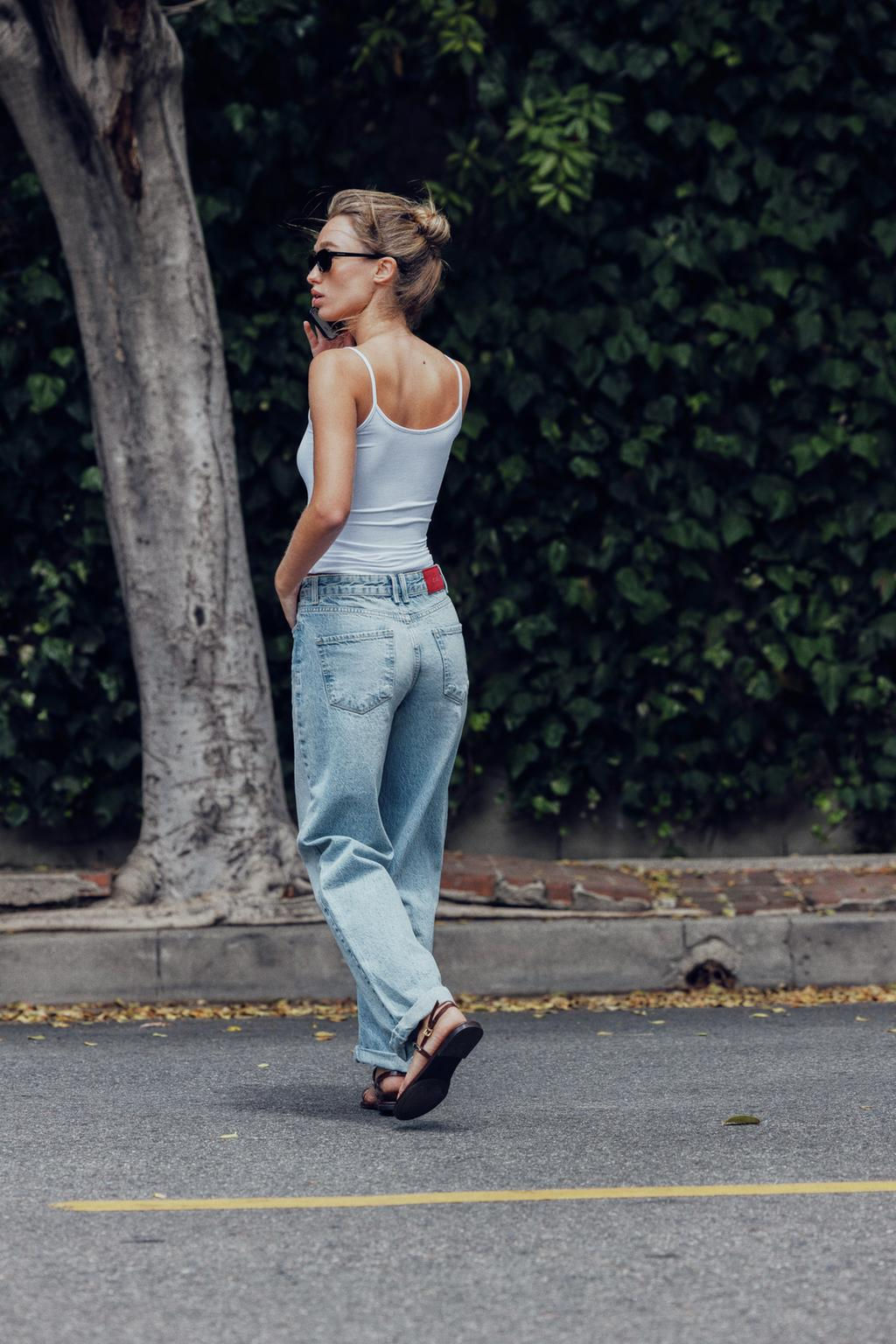 Z1975 RELAXED FIT MID-WAIST JEANS WITH TURN-UP HEMS - Zara фото 6