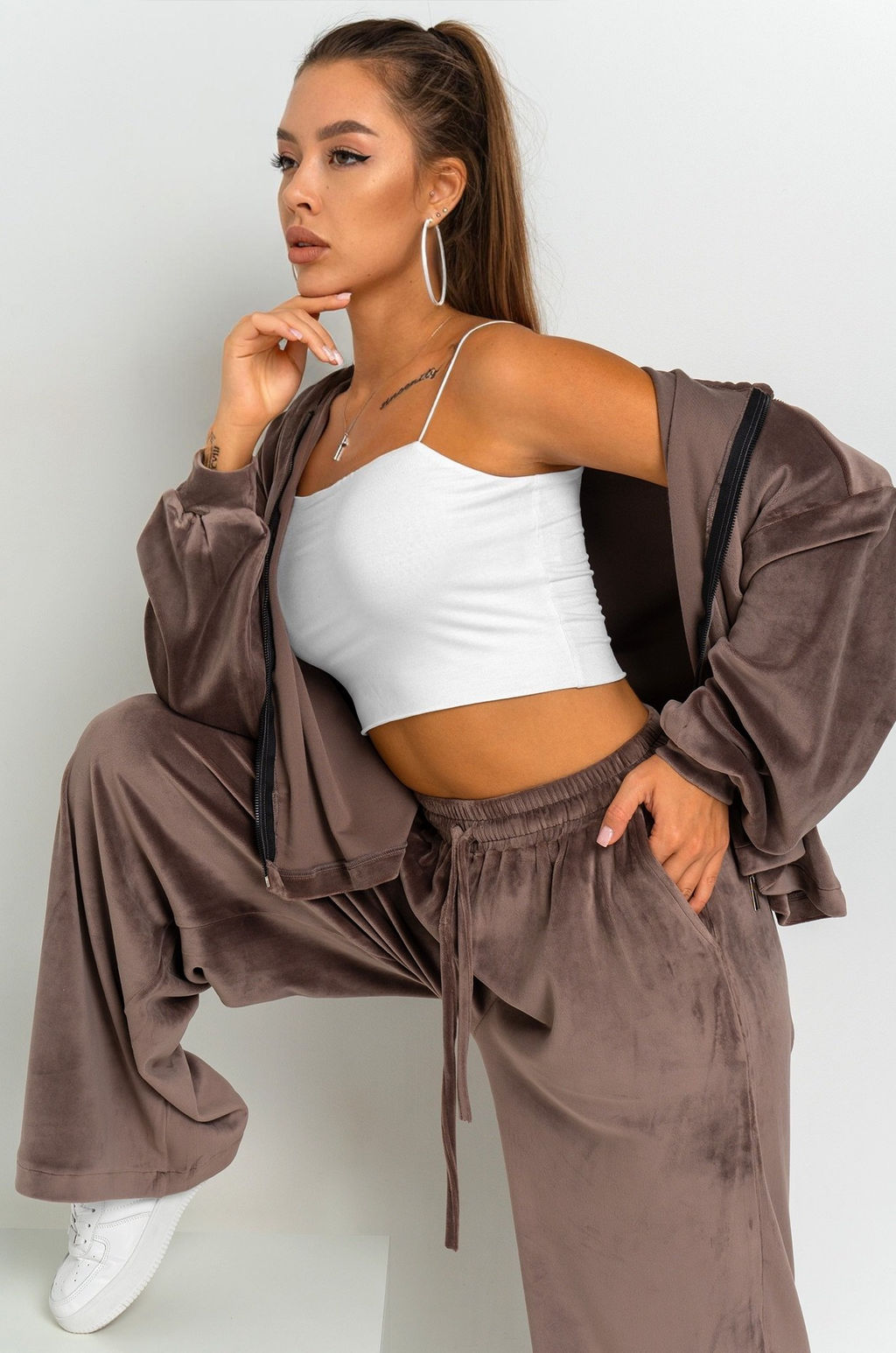 Женский костюм оверсайз из велюра Happyfox