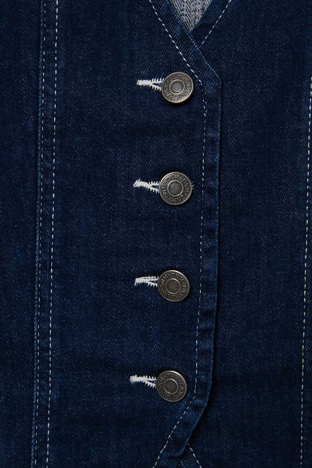Koyu Mavi Az Esnek Fitted Denim Yelek TWOAW27YE00025