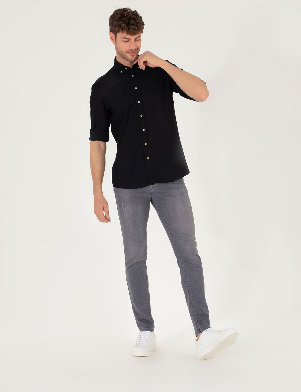 Siyah Regular Fit Uzun Kollu G_mlek