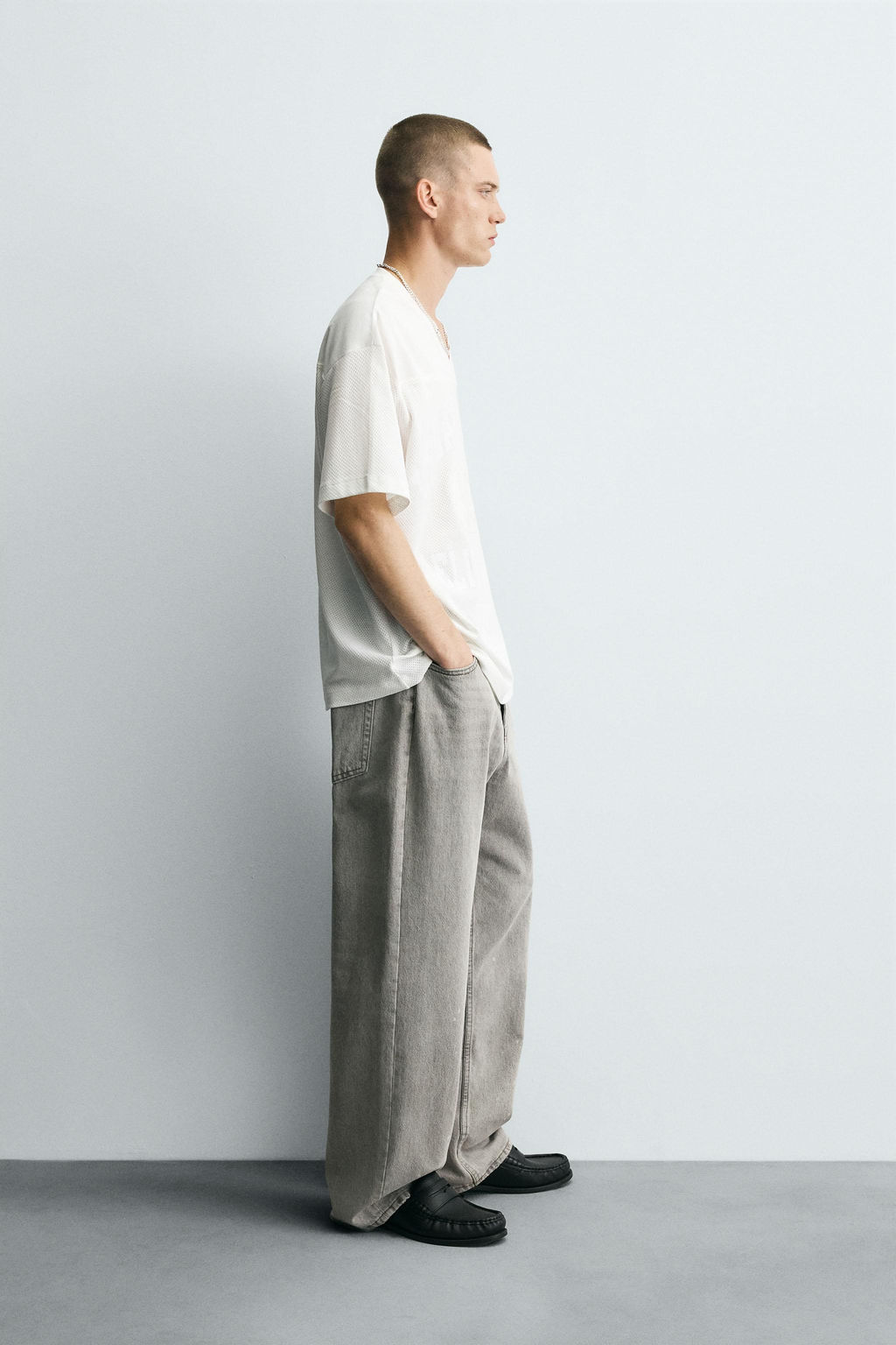 T-SHIRT WITH TEXTURED PANELS - Zara фото 4