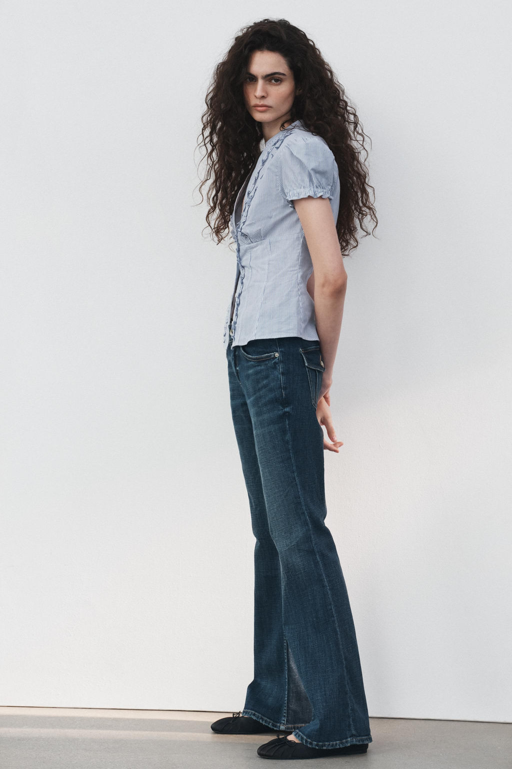 TRF BOOTCUT LOW-RISE JEANS - Zara фото 4