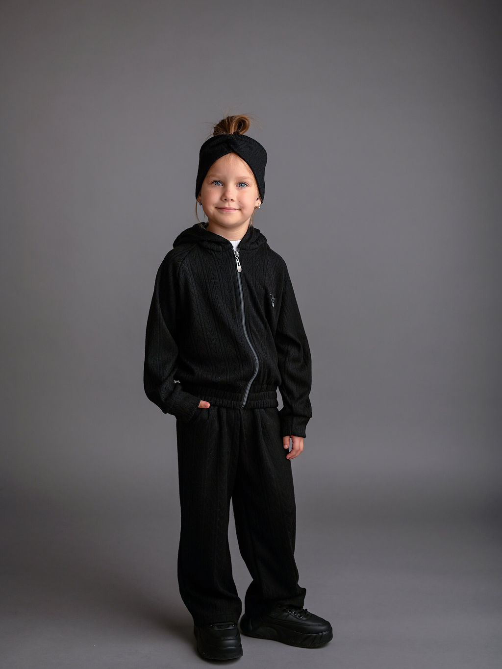 Костюм вязаный ЦВЕТ: ЧЕРНЫЙ