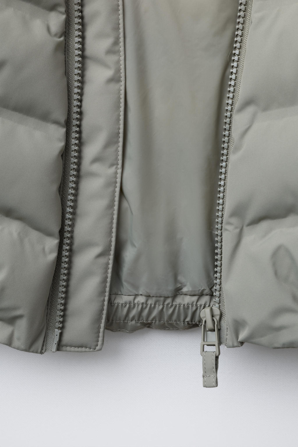 CHALECO ULTRALIGERO CAPUCHA WATER REPELLENT / Beige - Zara фото 7