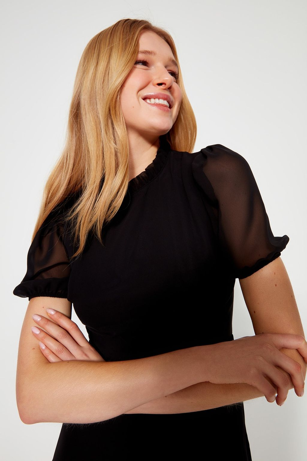 TRENDYOLMILLA Siyah A-Kesim Volanl? Sifon Astarl? Dokuma Dokuma Elbise TWOSS23EL00520 фото 3