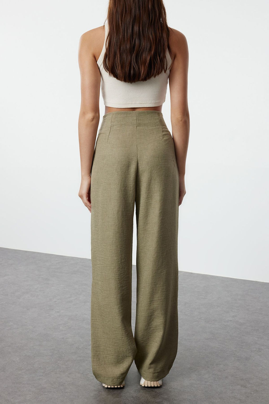 Trendyolmilla Haki Bel Detayl? Wide Leg/Genis Paca Dokuma Pantolon TEDAW25PL00000  фото 4