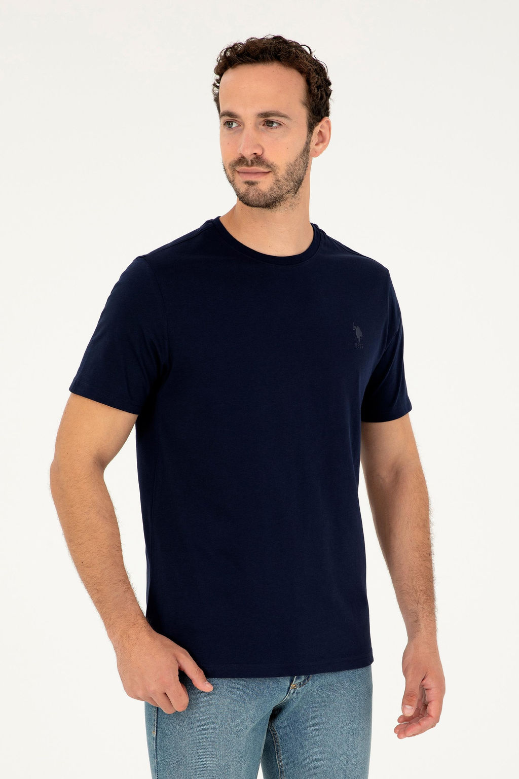 Мужская темно-синяя базовая футболка Неожиданная скидка в корзине